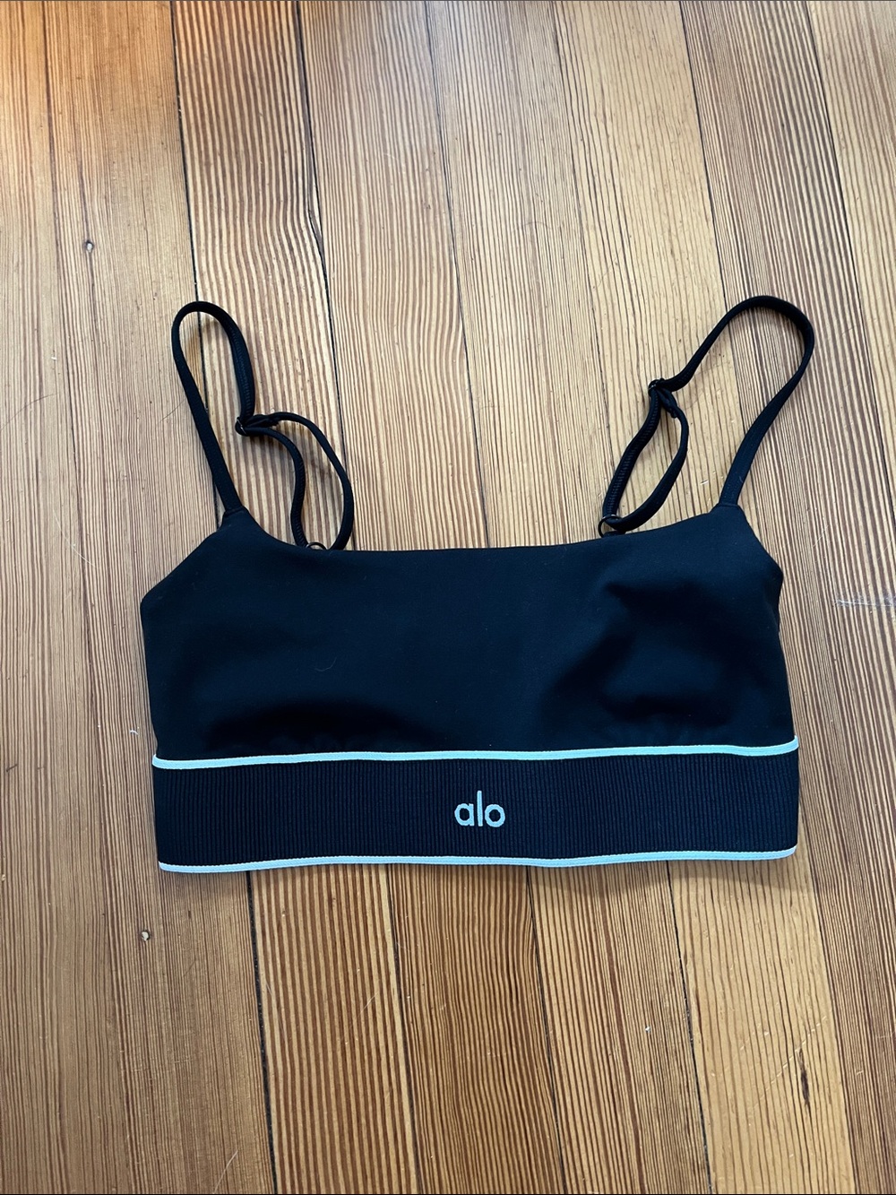 Alo Yoga soft sculpt Amp it up Bra